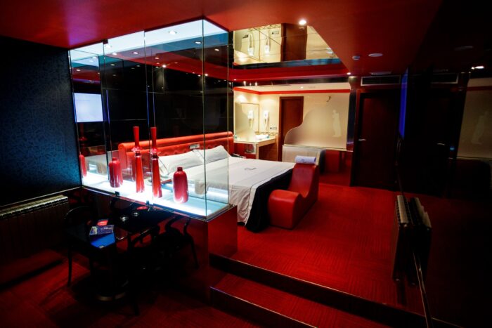 Motel Venus Madrid | Habitaciones Temáticas Discretas