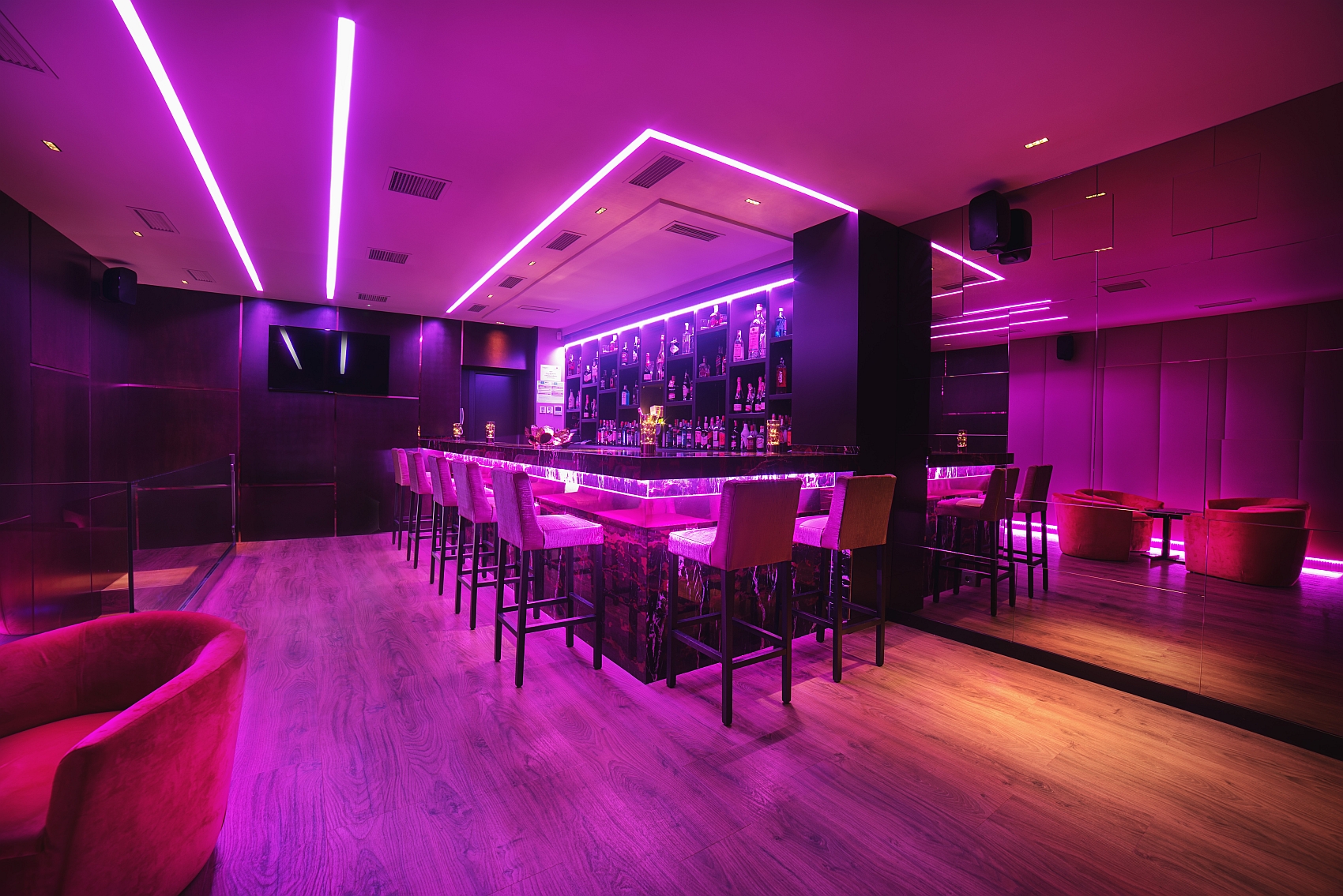 Club Bombón Madrid | Nightclub VIP y Exclusivo