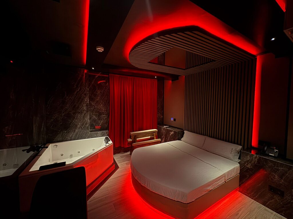 Lad Madrid | Hotel Temático Adulto Exclusivo